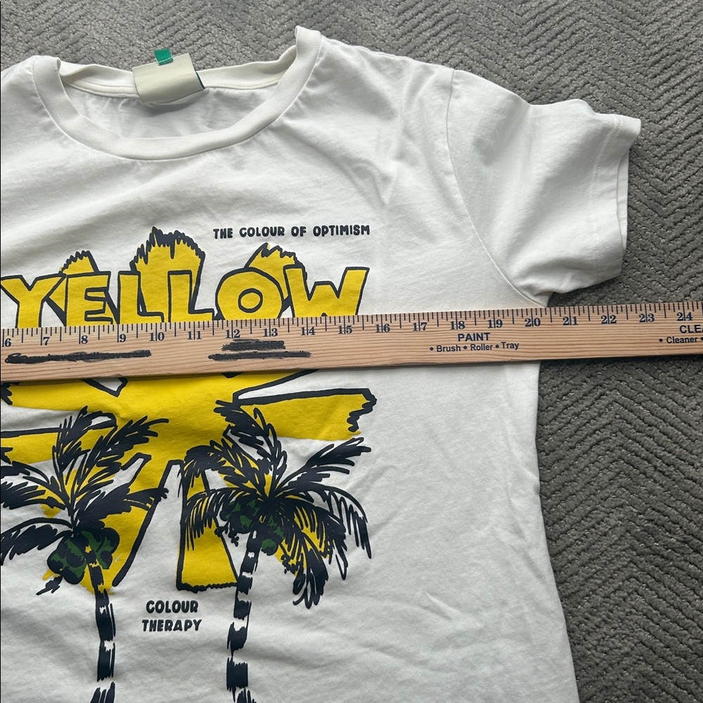 FARM Rio Color Therapy Yellow Optimism T-Shirt Yellow Graphic Size Medium - Picture 9 of 11